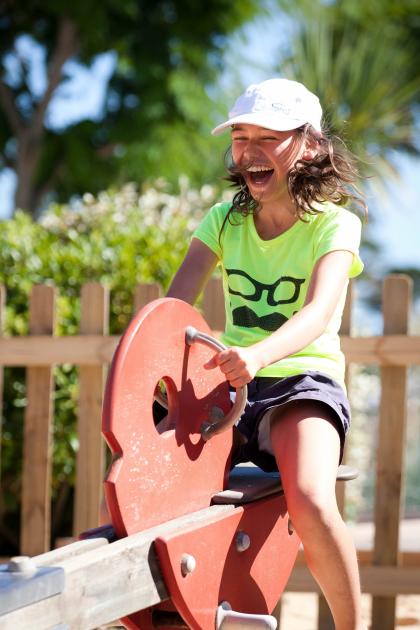 Aire de jeux au camping les Baleines