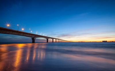 Pont de Rivedoux, reliant le continent  l'ile de R